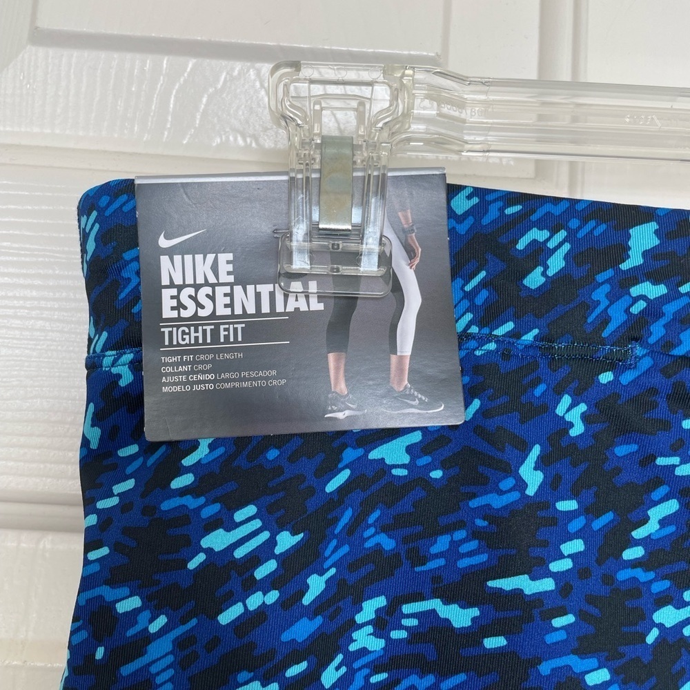 Nike Dri-Fit tight fit crop length blue leggings L - Picture 6 of 9